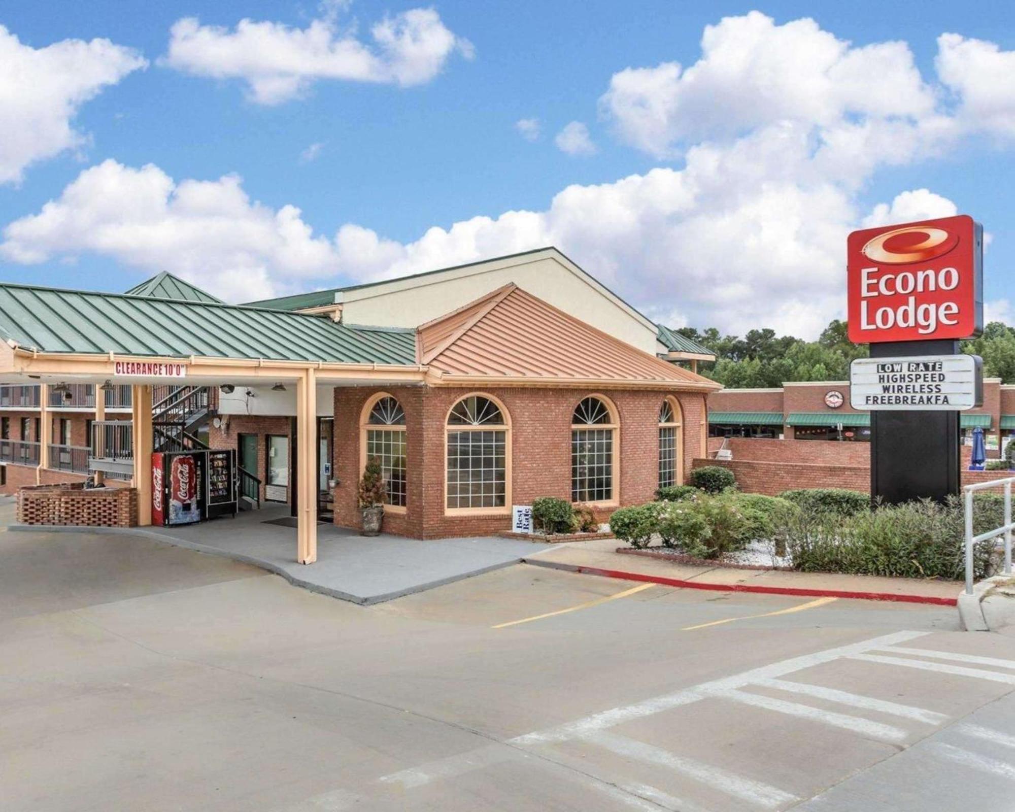7 Budget Hotels Near Kenworth Park Acworth Worth Booking
